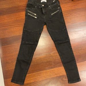 Jeans color black from Mango size USA 2